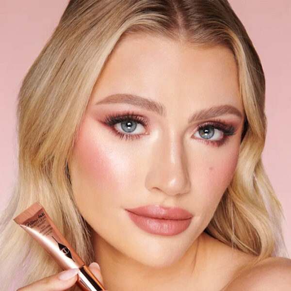 ⁦CHARLOTTE TILBURY PILLOW TALK ICONS ON THE GO KIT | شارلوت تلبوري مجموعة مكياج للوجه⁩ - الصورة ⁦2⁩
